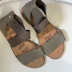 Sorel Ella Sandals sz 6 leather